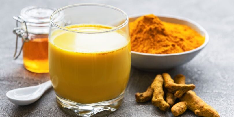 Cúrcuma Chai Latte (Golden Milk) qué debe tener, cuándo tomarla y cómo aprovecharla